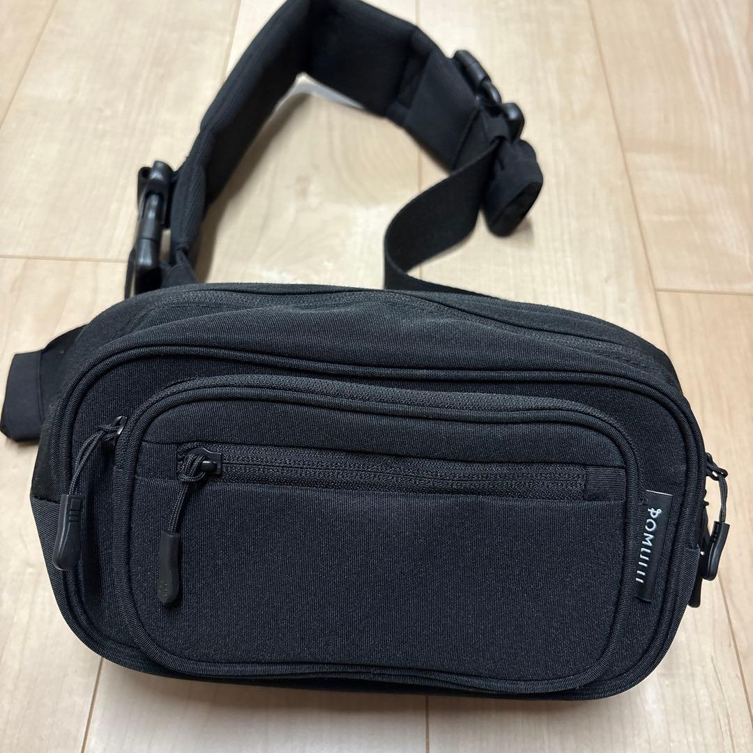 pomulu ポムル ヒップシートブラック