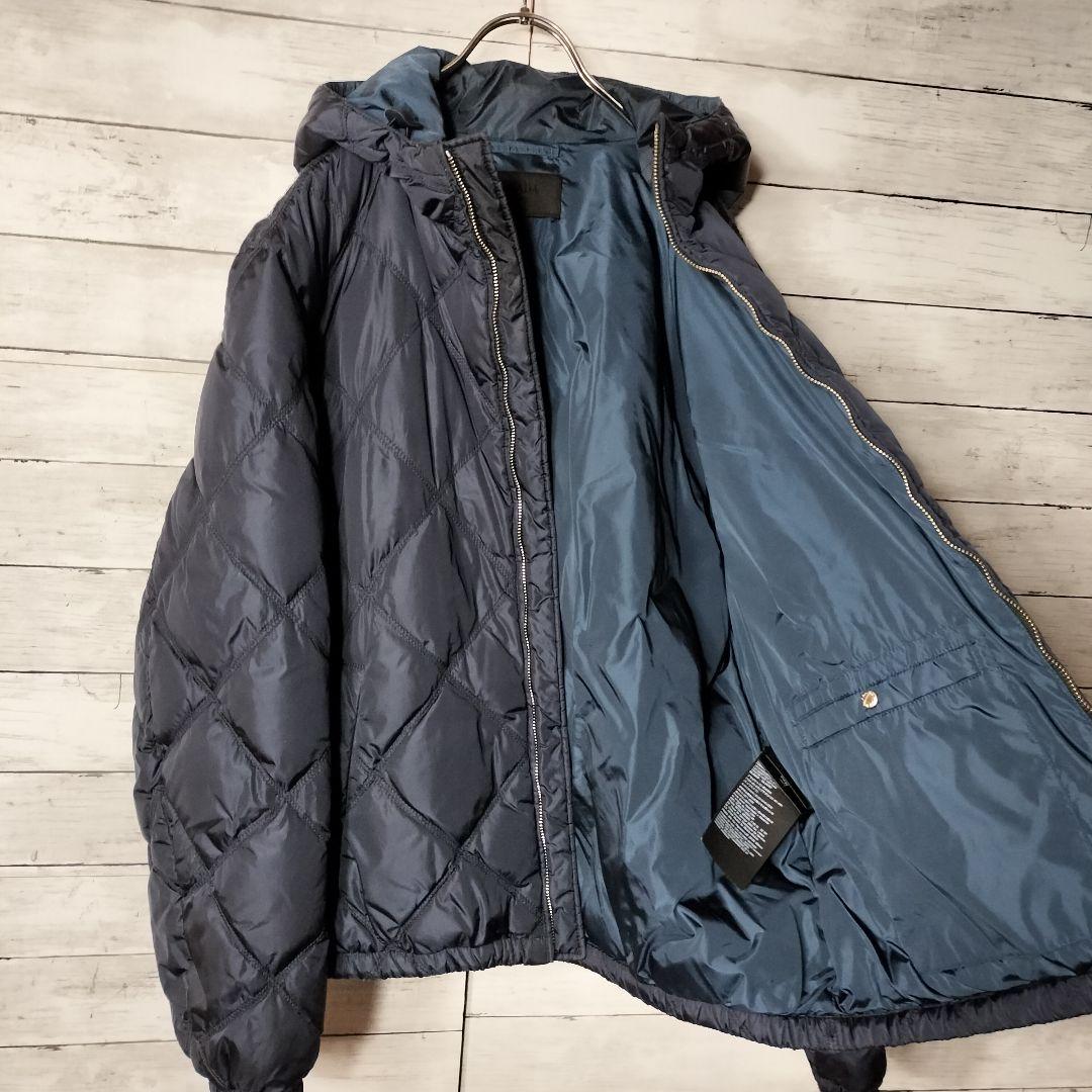 専用PRADA プラダ キルティング ダウンジャケット フード付き プレートロゴ