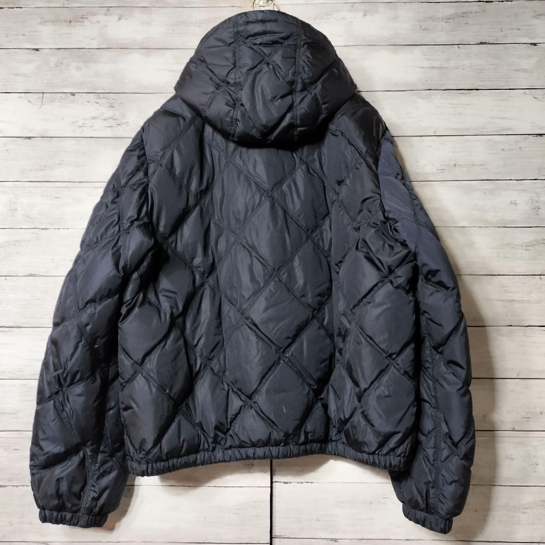 専用PRADA プラダ キルティング ダウンジャケット フード付き プレートロゴ