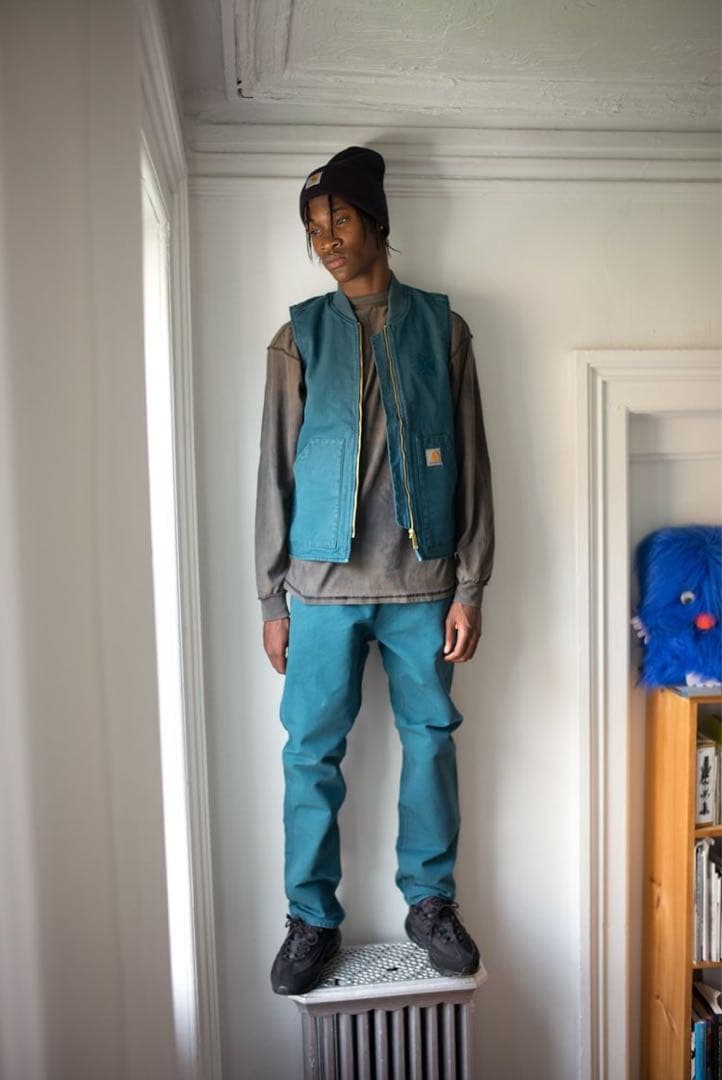 限定Stüssy x Carhartt カーハートベスト　黒xネイビー