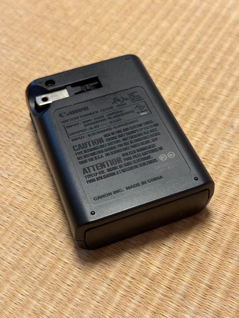 Canon EOS M100 + EF-M 15-45mm + 22mmセット