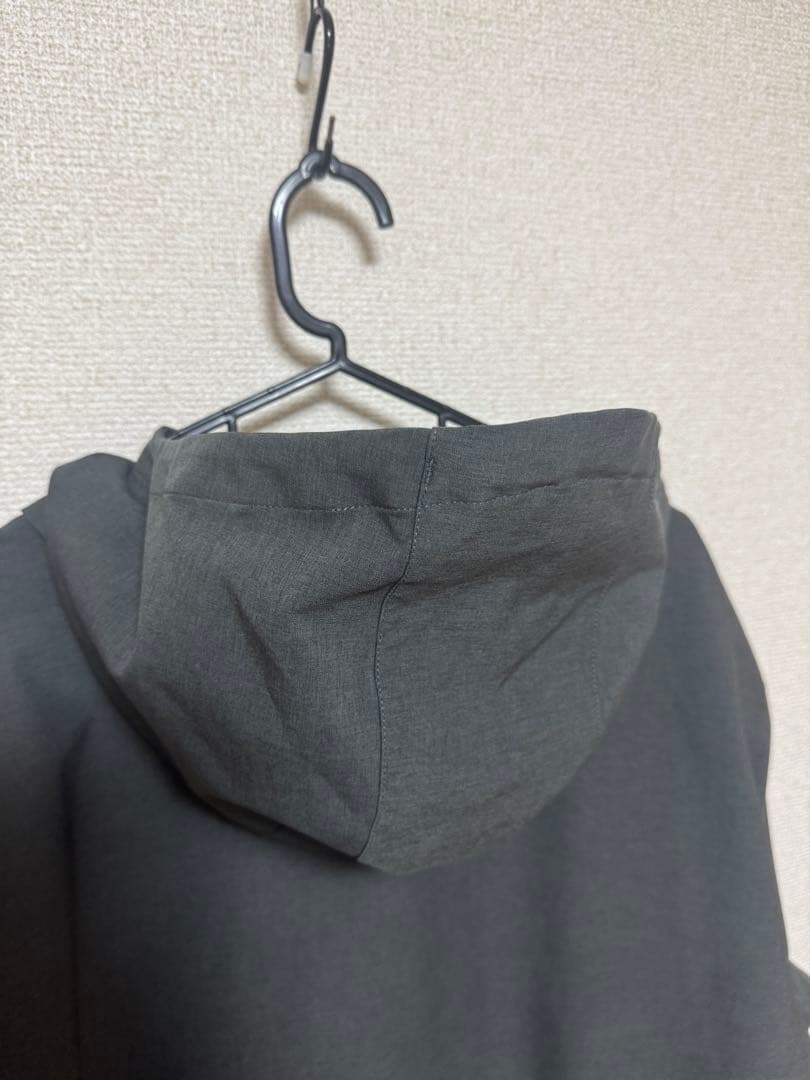 【美品】686 シックスエイトシックス スノーボードウェア ジャケット XL