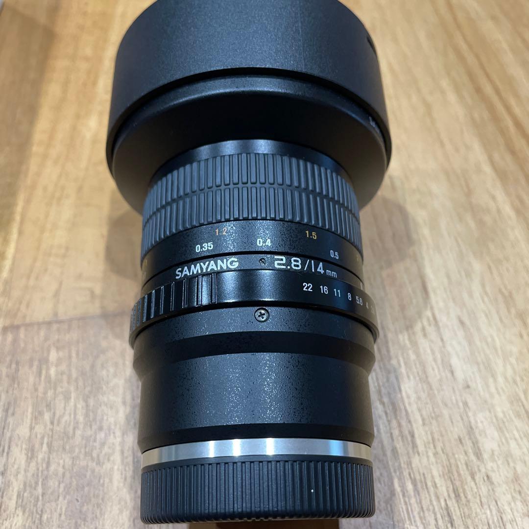 SAMYANG F2.8 14mm 広角レンズ