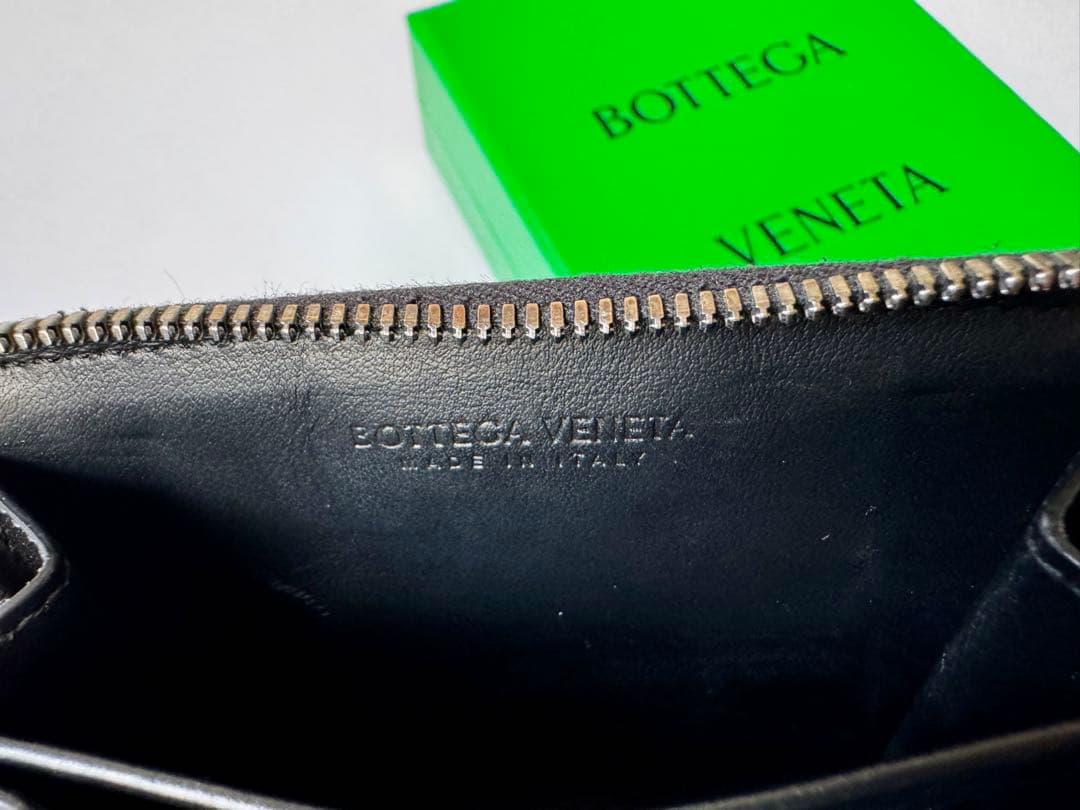 ボッテガヴェネタ 財布 二つ折り ファスナー カセット ブラック ケース