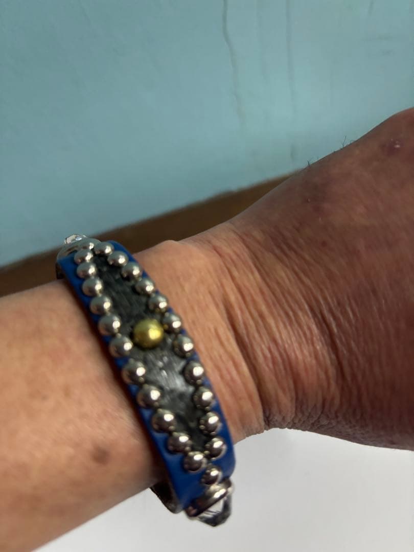 ウルフズヘッドブレスレット青