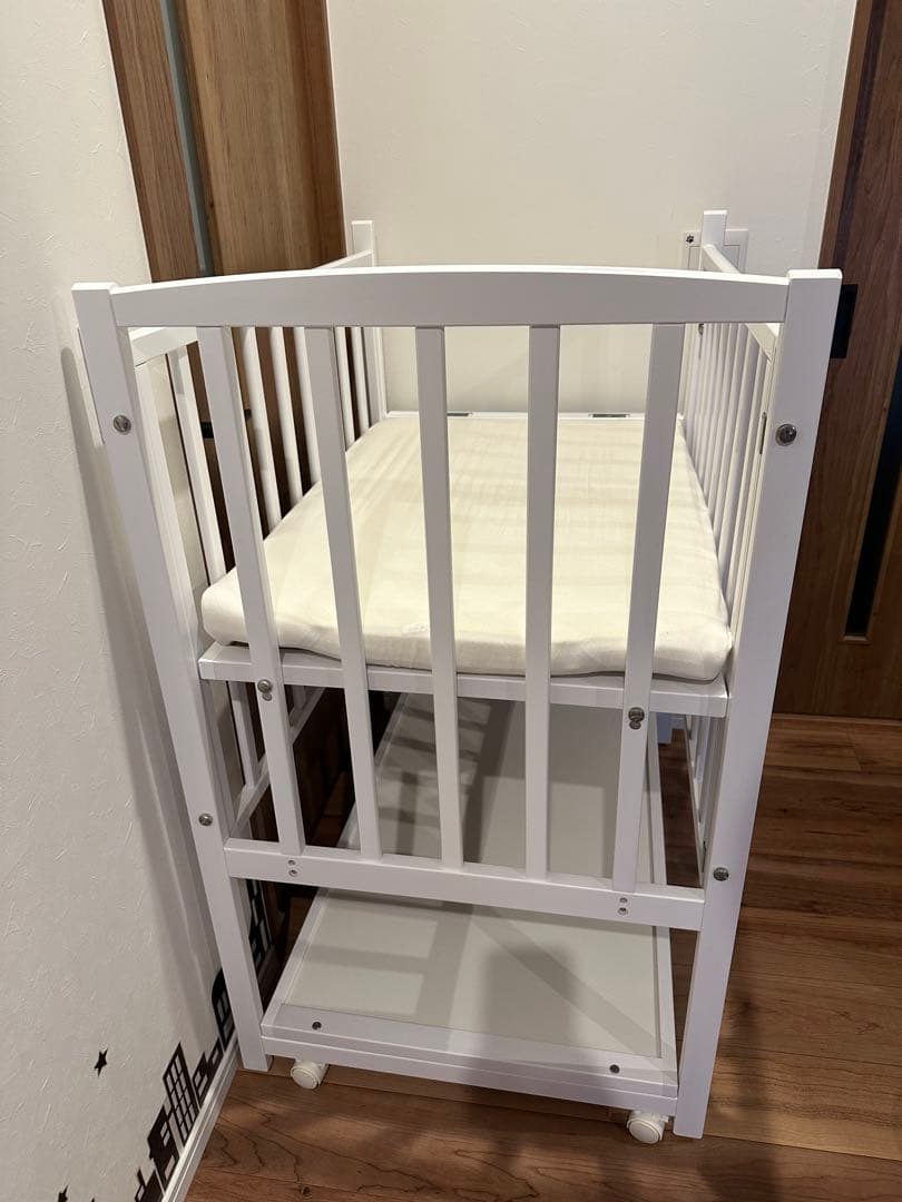 ヤマサキ国産ハイタイプ コンパクトベビーベッド ツーオープン