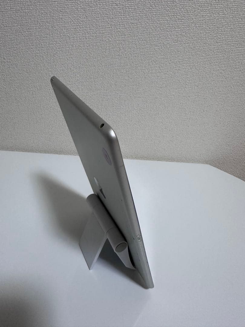 iPad (第9世代) 10.2インチ 64GB WiFi モデル