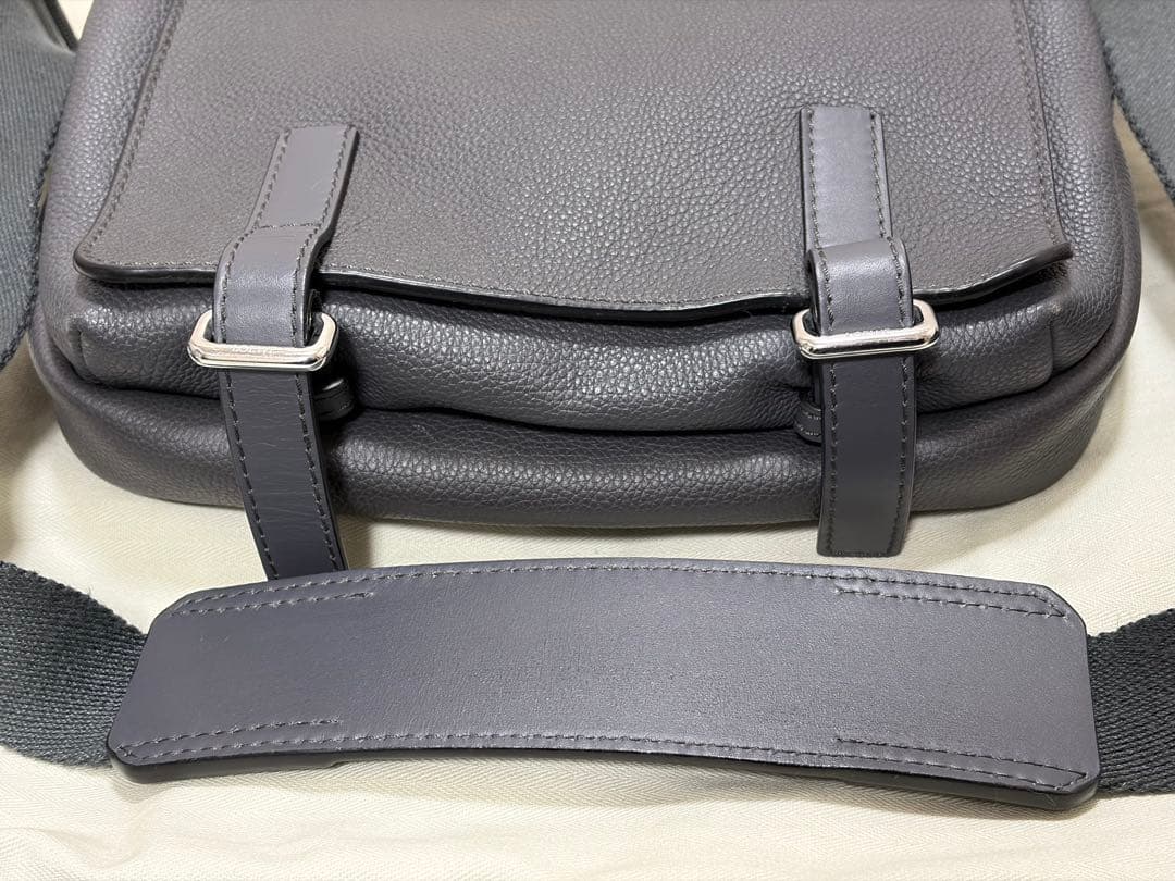 【ヴィルつてと】LOEWE ロエベ ミリタリー メッセンジャーバッグ XS