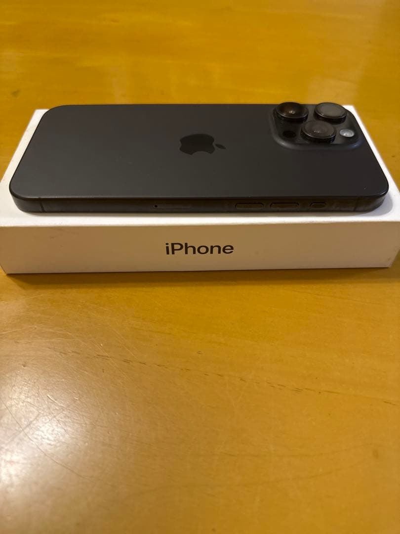 iPhone15 Pro Max 256GB ブラックチタニウム SIMフリー