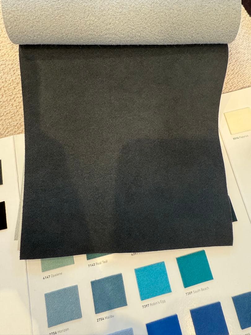 極美品　リーンロゼ　　ligne roses TOGO　2人掛けソファ