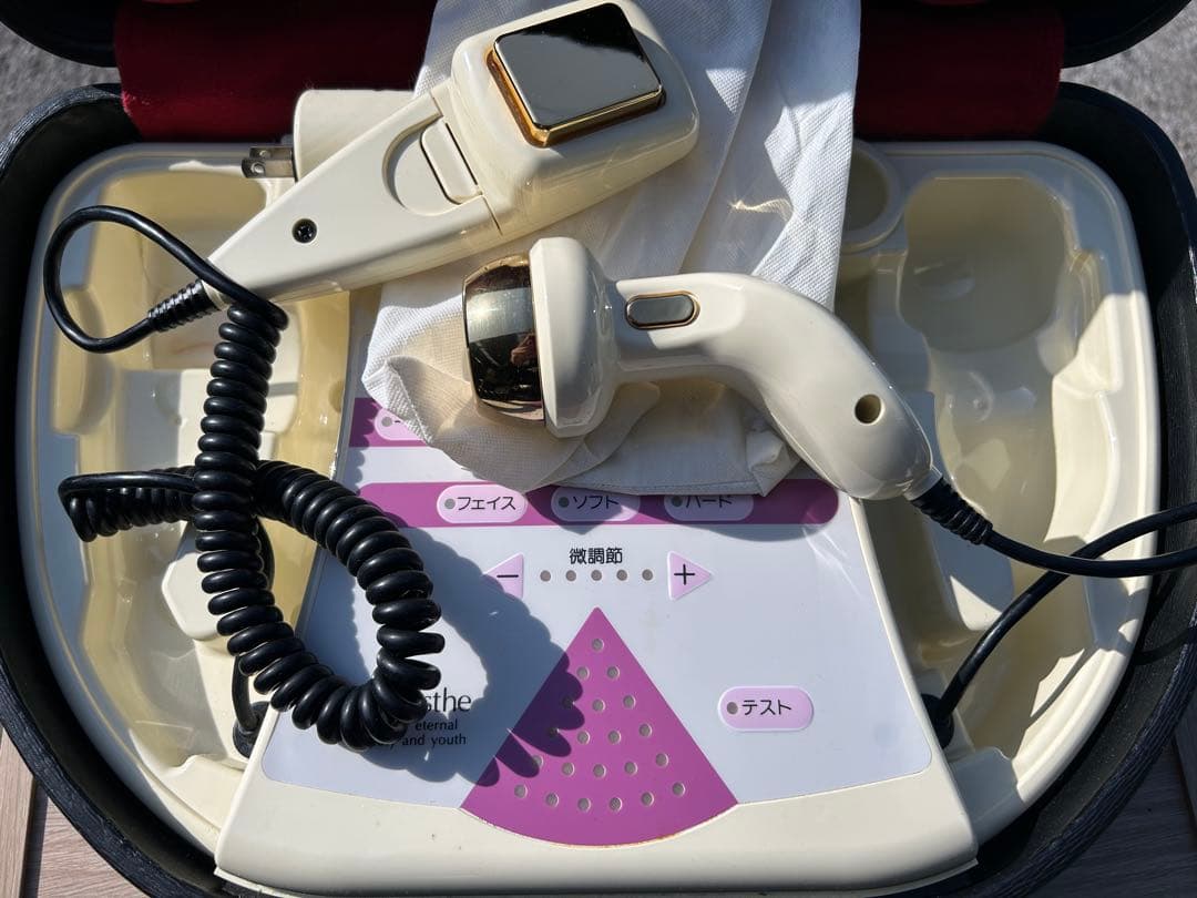 サロン用美顔器　Eau Esthe（オゥ・エステ）