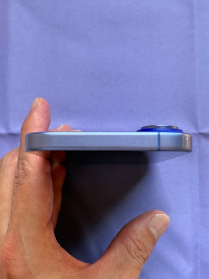 【美品✨】iPhone16 128GB SIMフリー ウルトラマリン