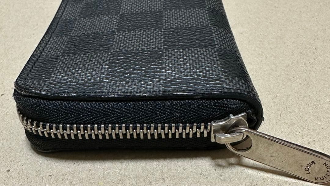 ルイヴィトン ダミエ ケース