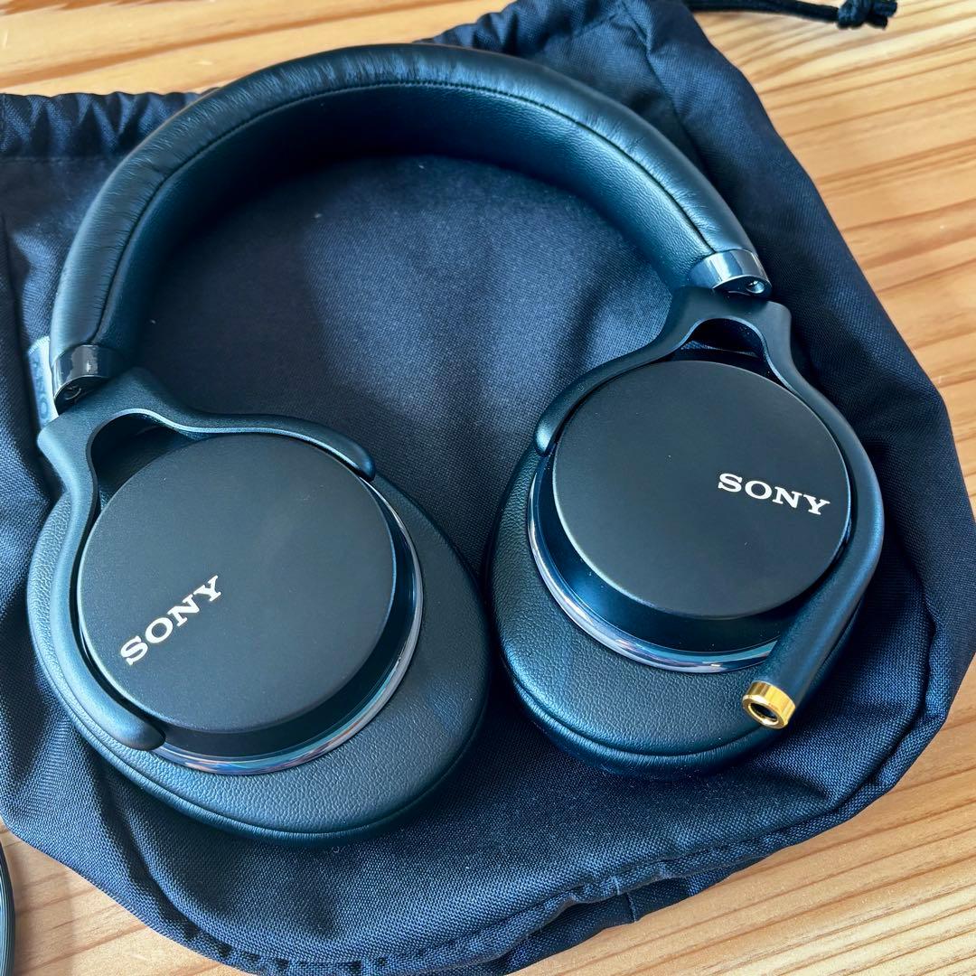 SONY MDR-1AM2 ｜純正ケーブル2本＋ポーチ付属