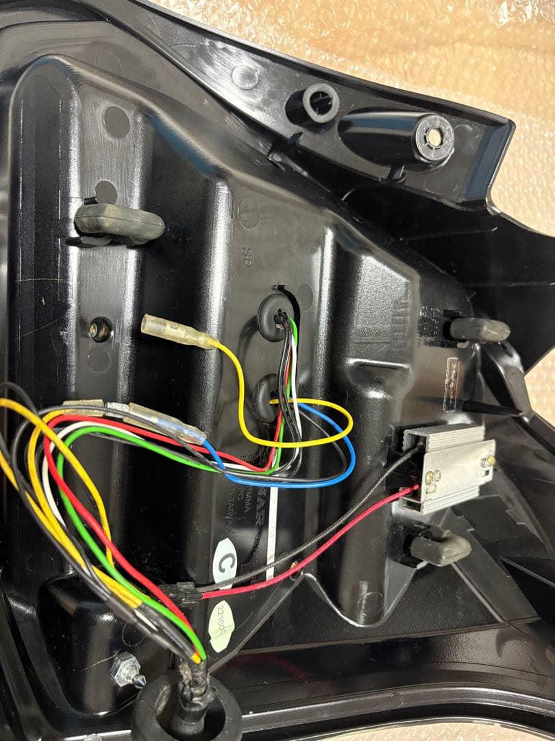 zc33s　ソナー　？　バレンティ　？テールランプ　左右セット