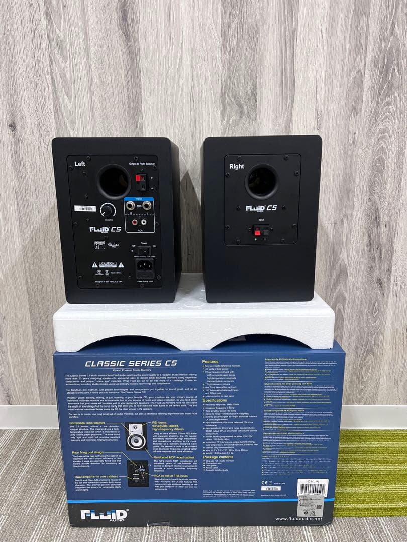 新品／未使用　フルイド　fluid audio  c5 モニタースピーカー