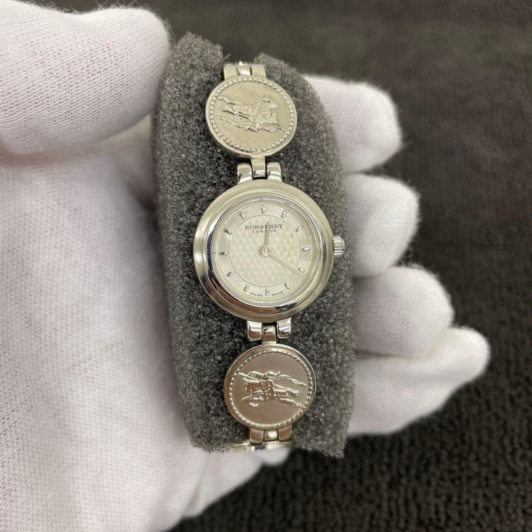 d*3様 BURBERRY ウォッチ レディース腕時計 可動品　11100