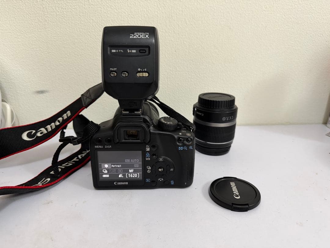 Canon EOS デジタル一眼 本体＋レンズ2本＋フラッシュ