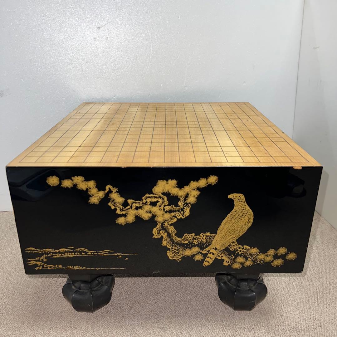 蒔絵 鷹の図碁盤　45.6×42.1×30.2㎝　東Y7-1020②