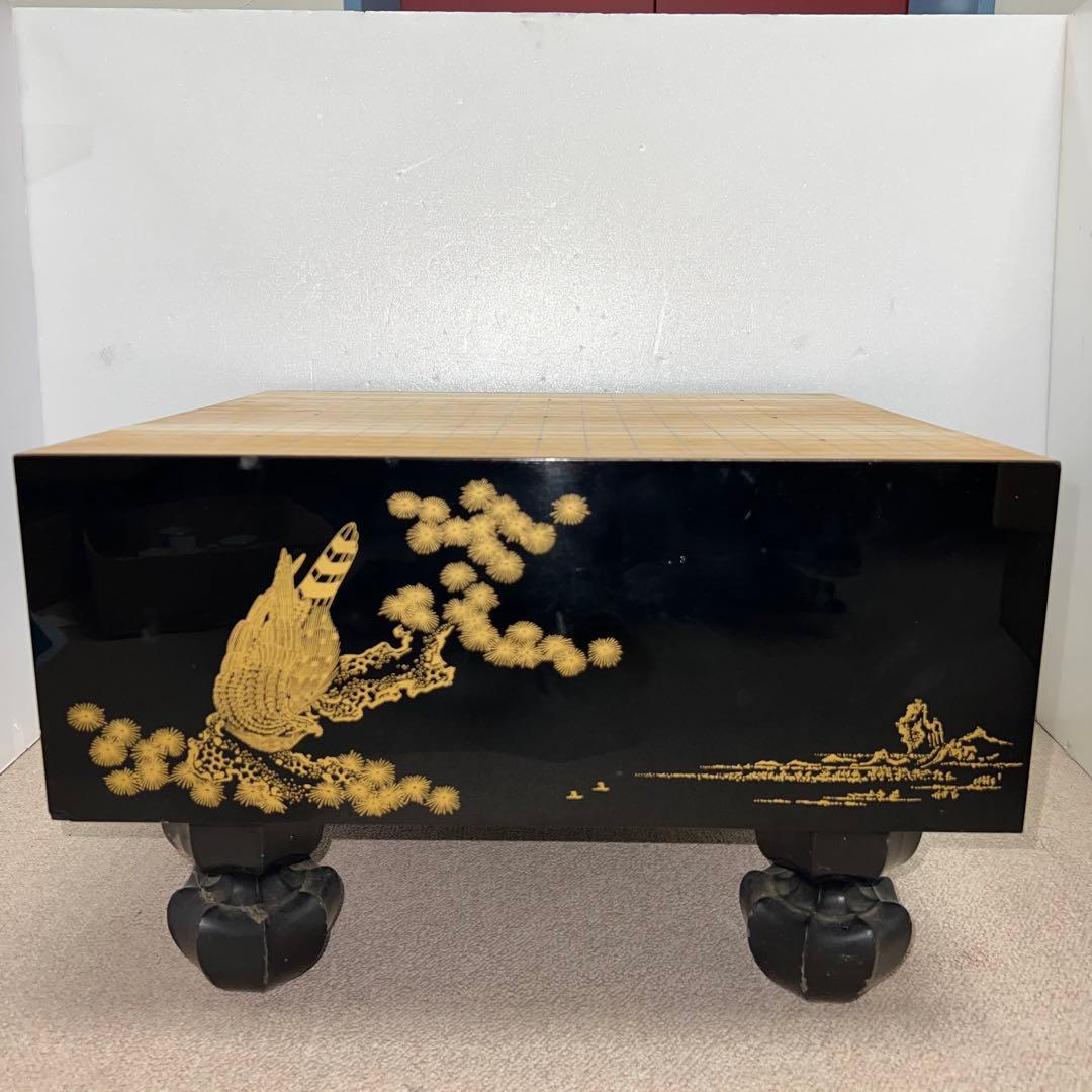 蒔絵 鷹の図碁盤　45.6×42.1×30.2㎝　東Y7-1020②