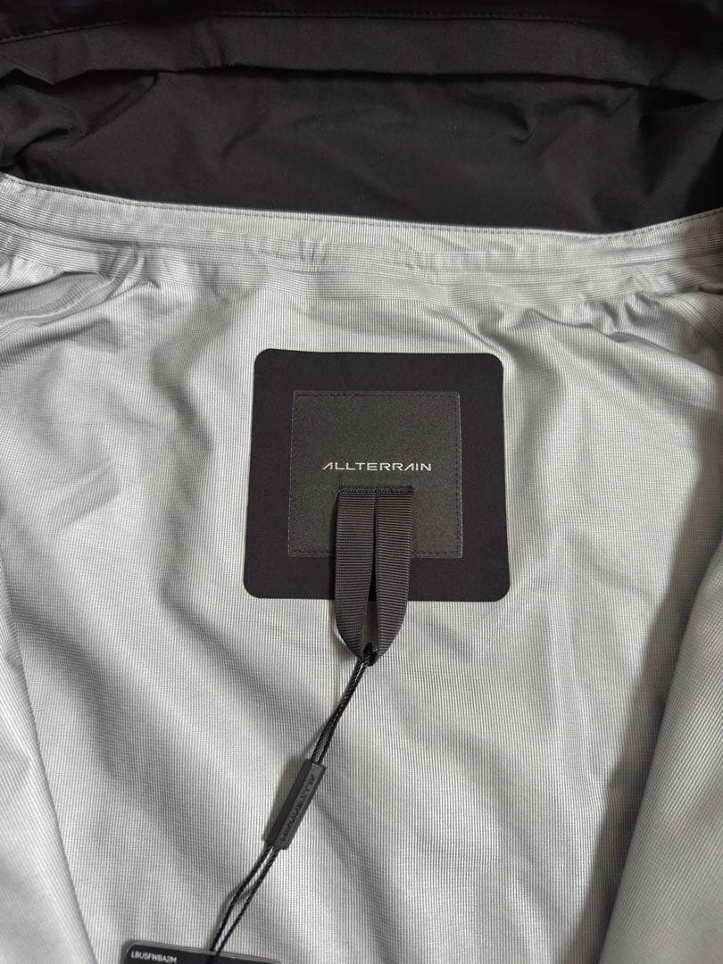 ジャケット・アウター DESCENTE ALLTERRAIN / CREAS