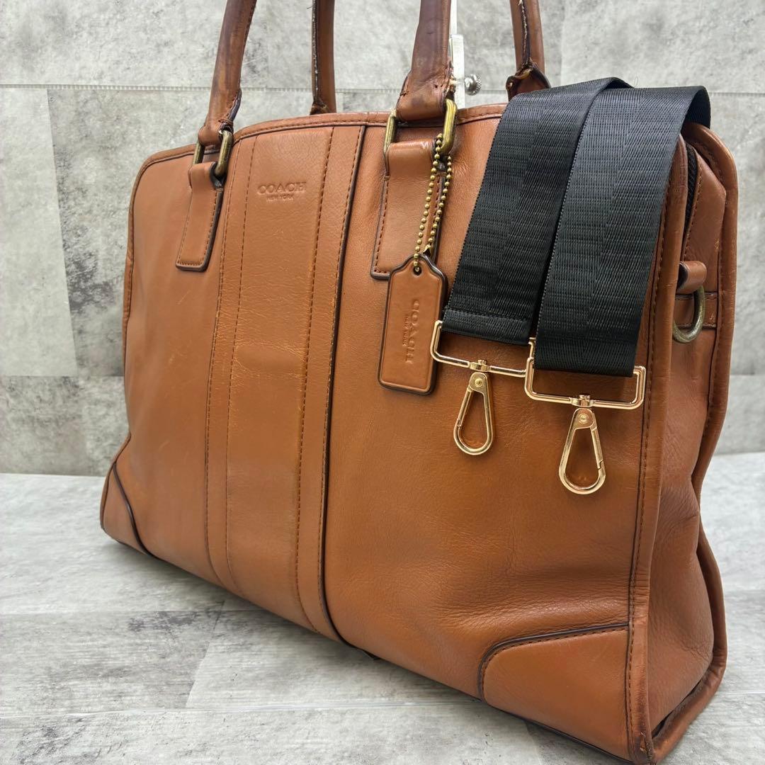美品 コーチ 2way ビジネスバッグ ブリーフケース レザー 収納多数 A4