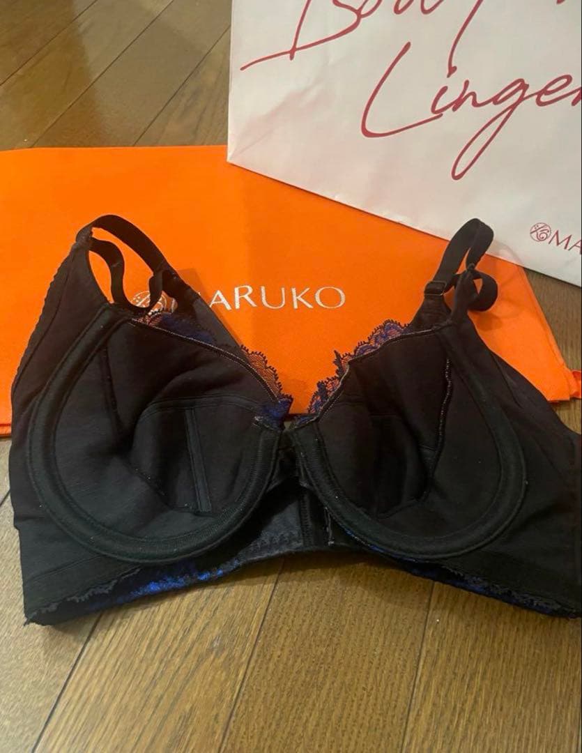 マルコ、補正下着、カーヴィシャス、3/4カップショートブラジャー D70