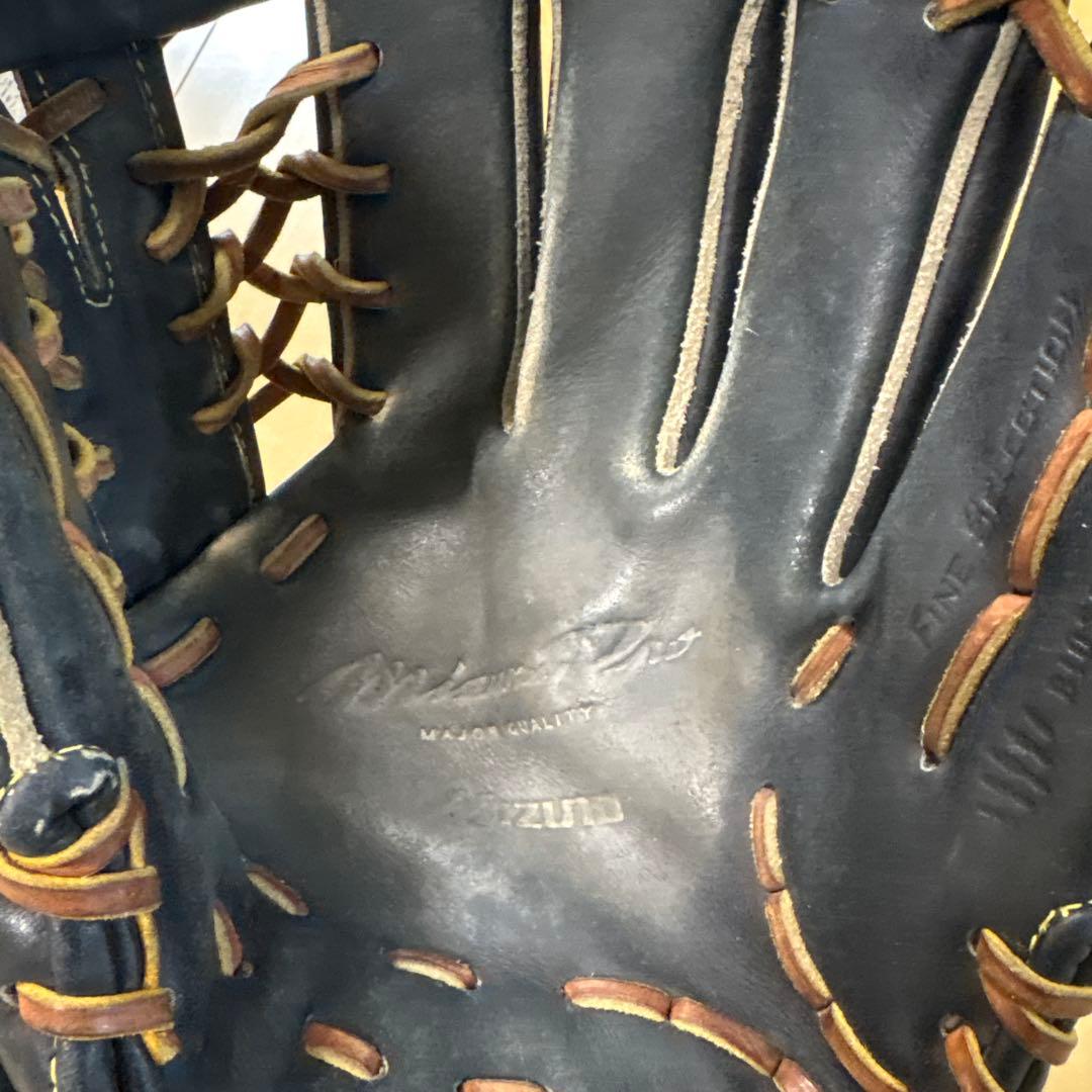 Mizuno Pro 硬式グローブ 黒　しんのすけ5歳