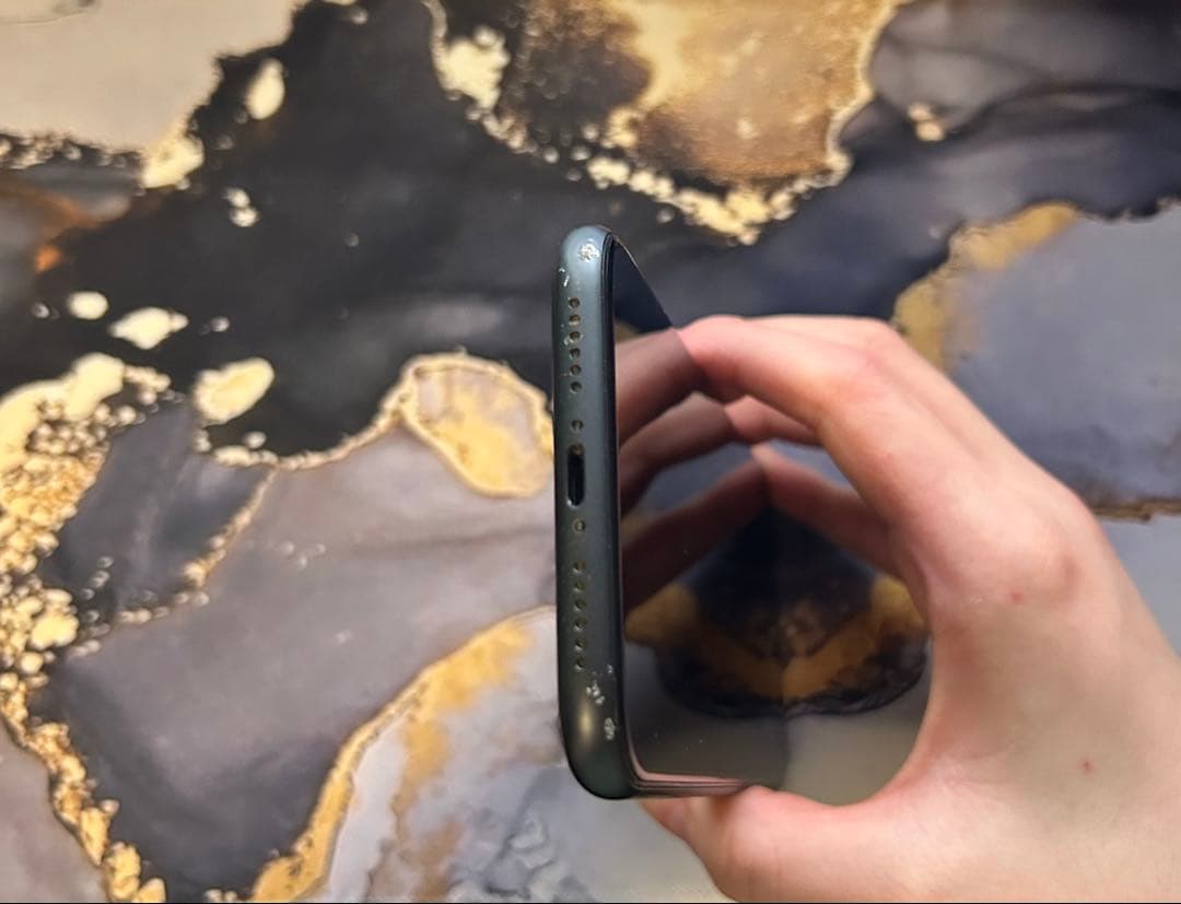 携帯電話本体 iPhone11 128GB (docomo)