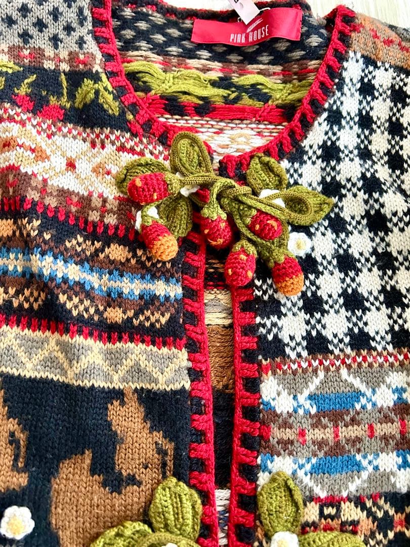 最安値お値下！美品PINK HOUSE苺モチーフカーディガン・クリーニング済