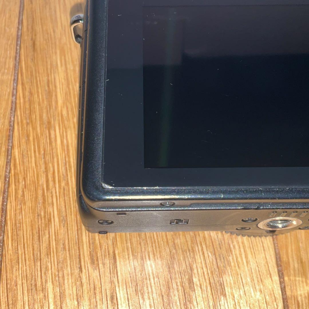 Canon EOS M100 ダブルレンズキット　ブラック　ミラーレスカメラ