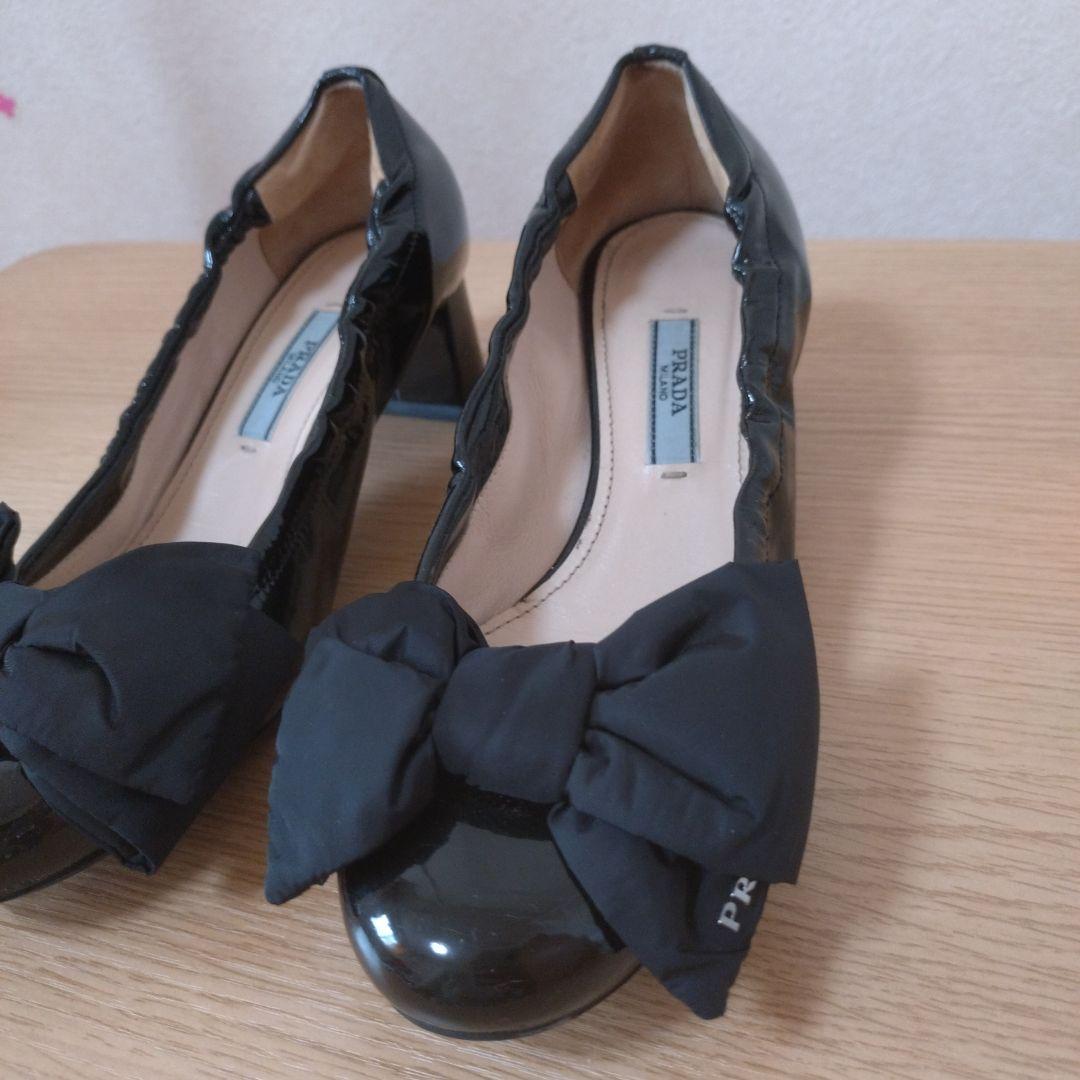 美品　PRADA ブラック リボン付きパンプス