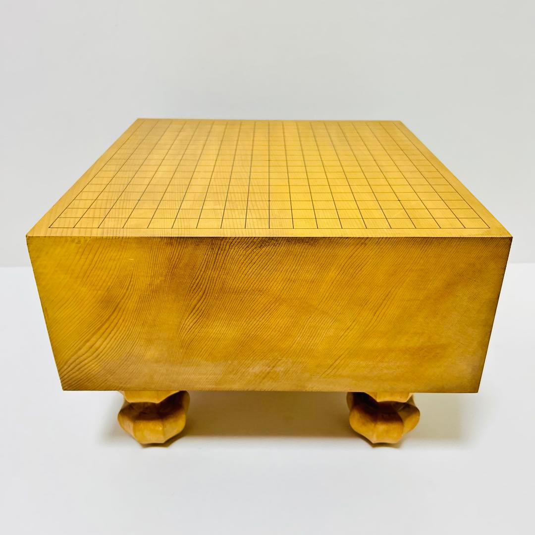 【送料無料】国産 高級 囲碁盤 約6寸 本榧 天地柾目 ヘソ 脚付き