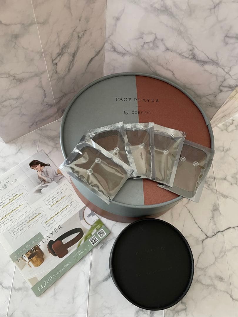 【未使用品】コアフィット フェイスプレイヤー／ジェルパッドオマケ付