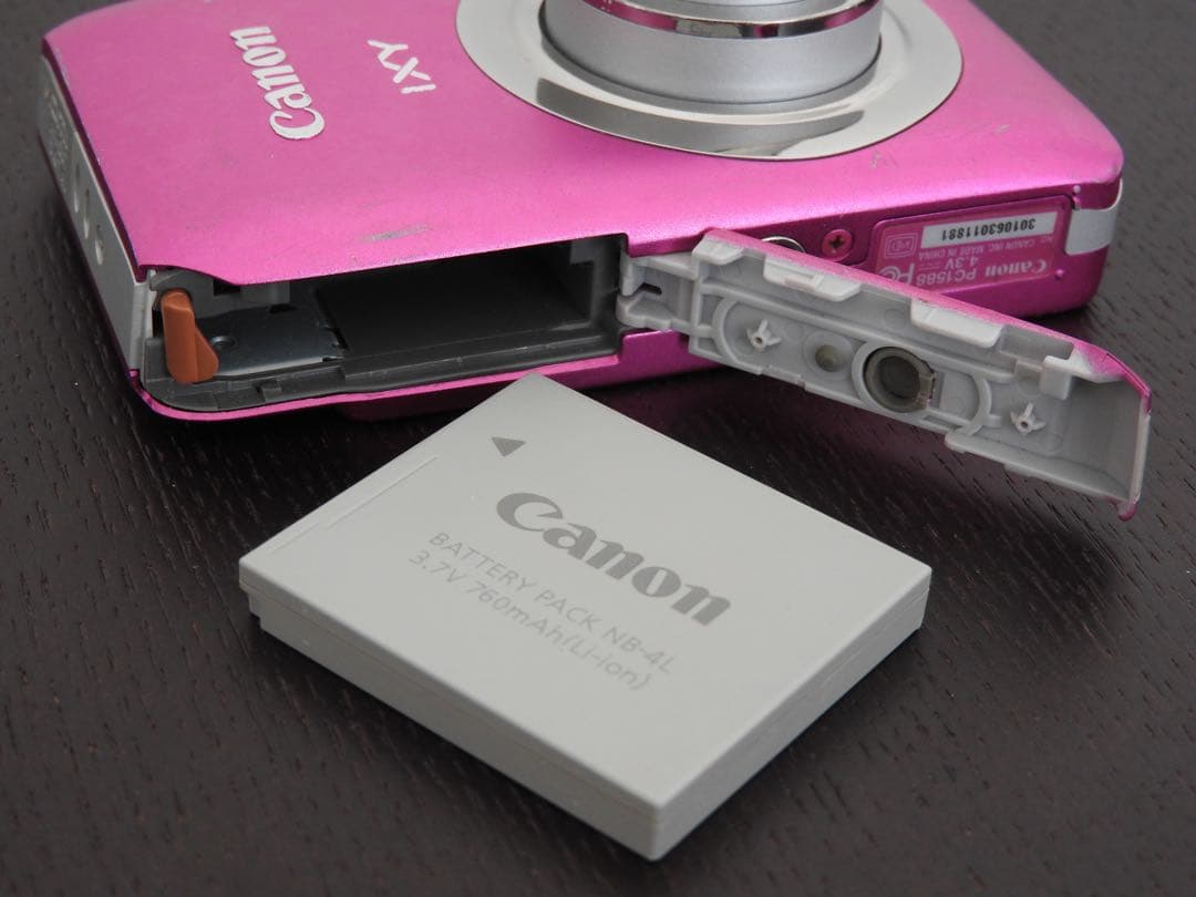 Canon IXY 210F ピンク キャノン コンパクトデジタルカメラ