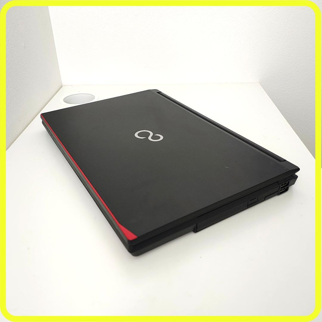 windows11　ノートパソコン⭐️SSD120GB　office　821