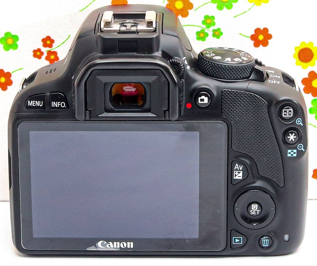 美品 Canon EOS Kiss X7☆スマホ転送☆超小型☆間違いない一眼レフ