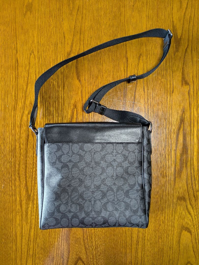 v*5様 COACH HDVOD ブラック ショルダーバッグ