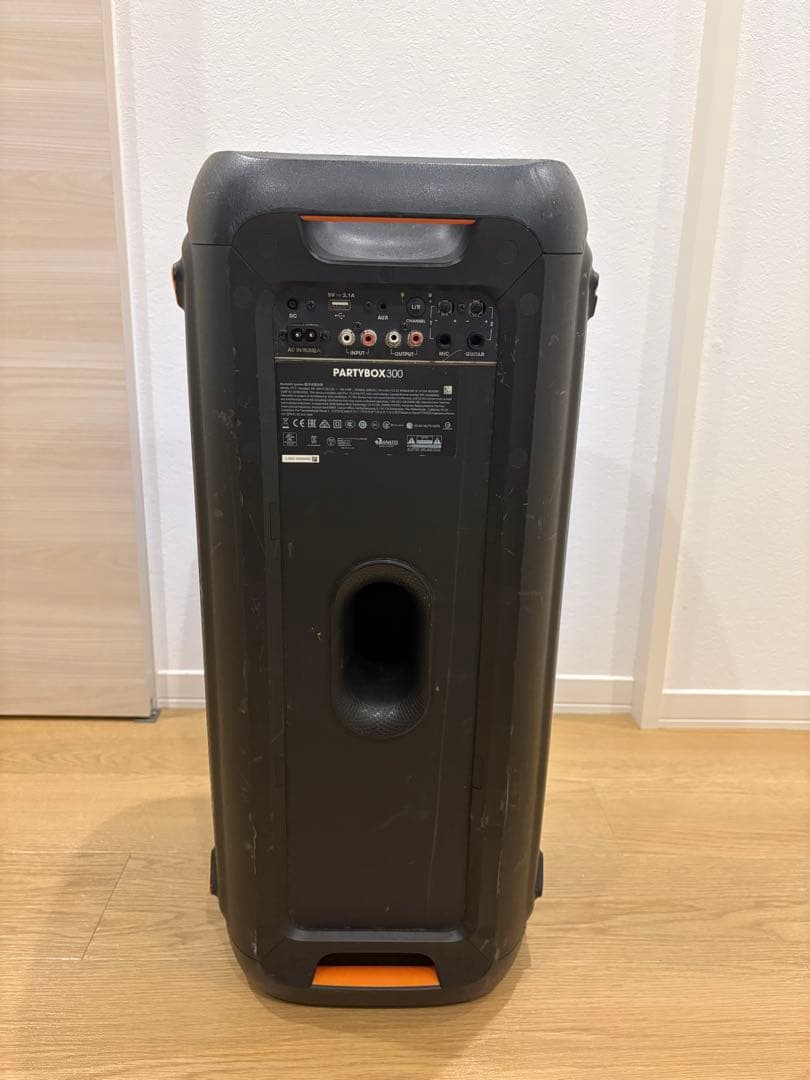 JBL party box 300 スピーカー