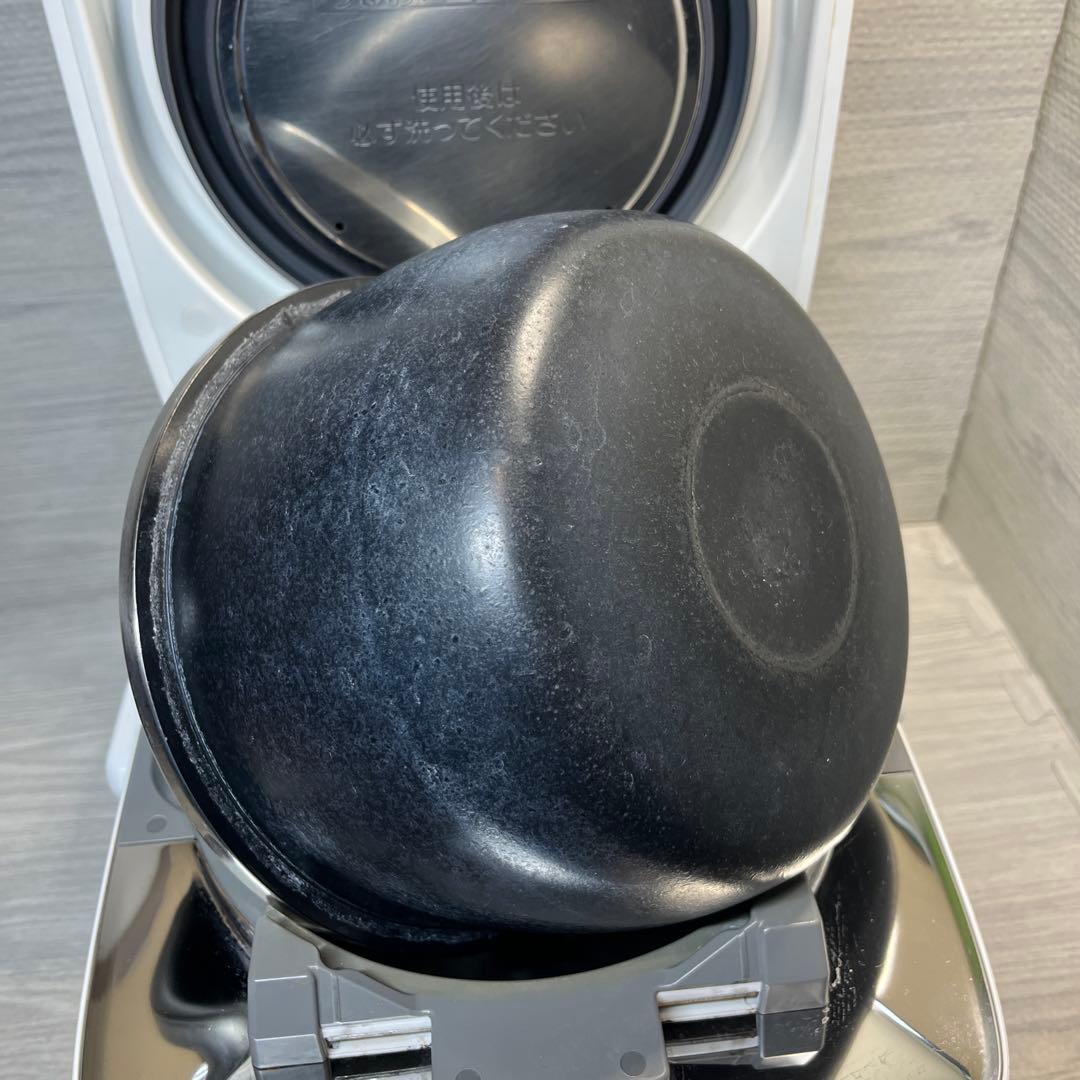 象印 圧力IH炊飯ジャー NW-KB10 炎舞炊き 5.5合炊き(2019年製)