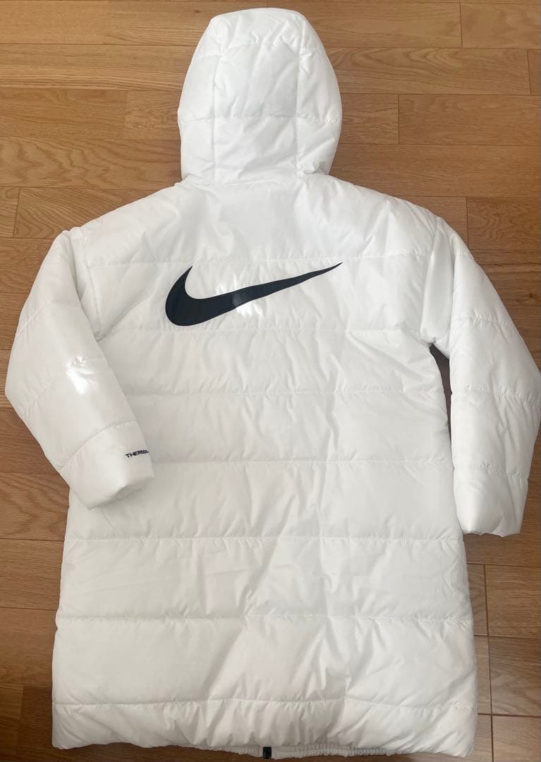 Nike W TF RPL CLASSIC PARKA ベンチコートホワイト