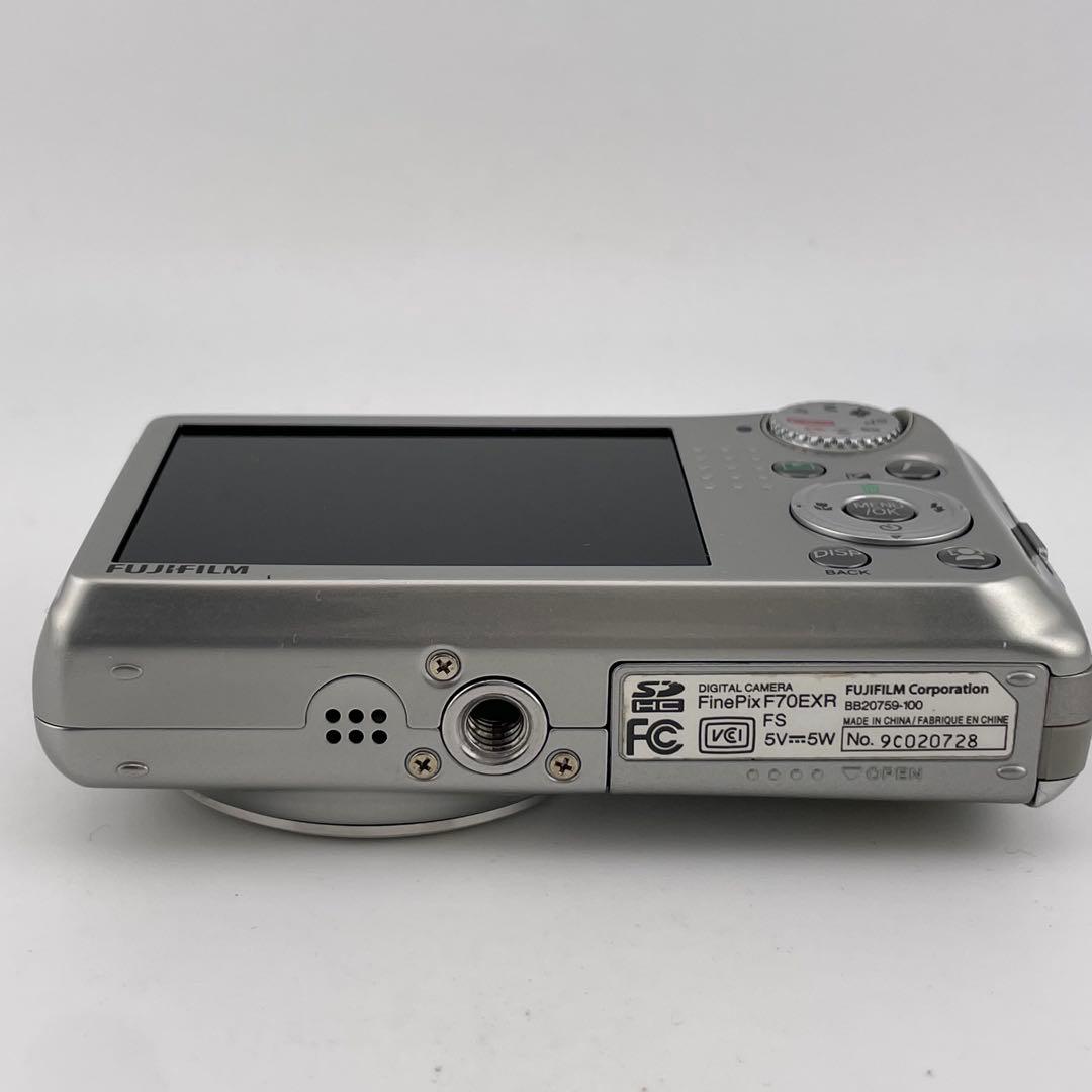 実写美⭕️美品/訳有【動作確認済】FUJIFILM FINEPIX F70EXR