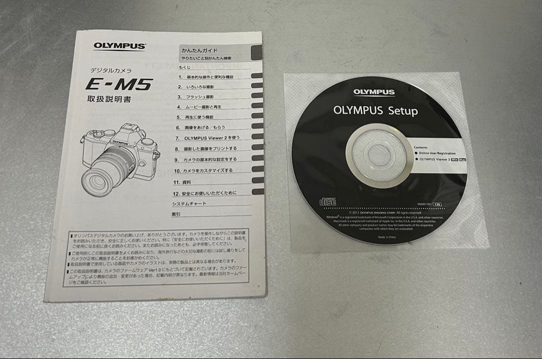 OLYMPUS OM-D E-M5ミラーレス一眼