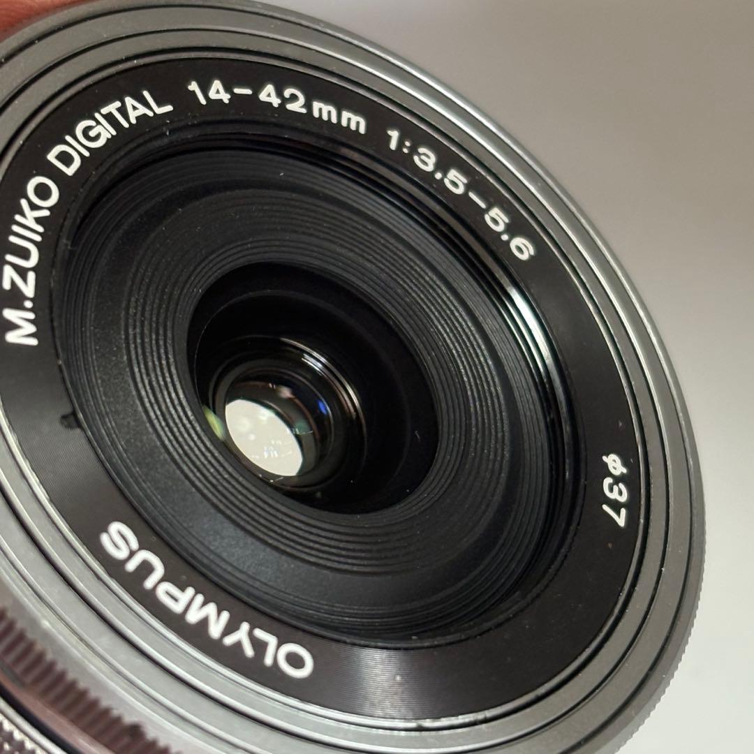 ✨❤️並品傷あり動作問題無しOLYMPUSパンケーキズームレンズ14-42mm❤️✨