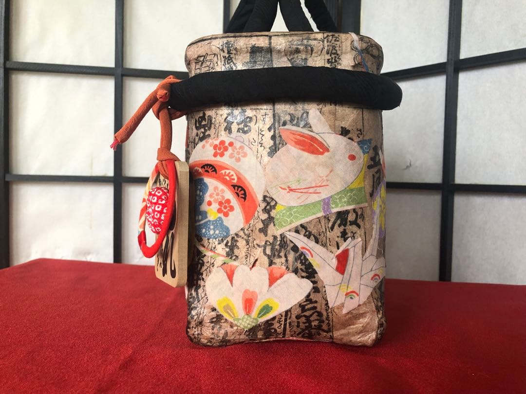 一閑張り　一閑張りバック　 正絹古布犬張子　狛犬　可愛い