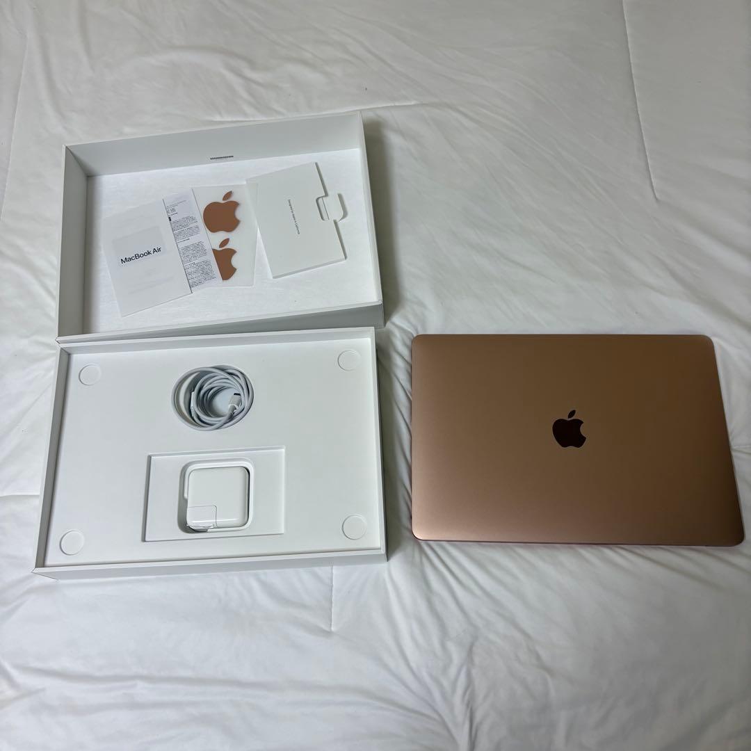 Apple M1チップ搭載13インチMacBook Air