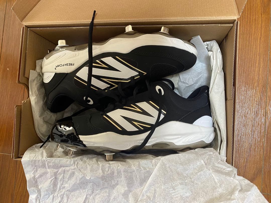 New Balance FRESH FOAM スパイクシューズ