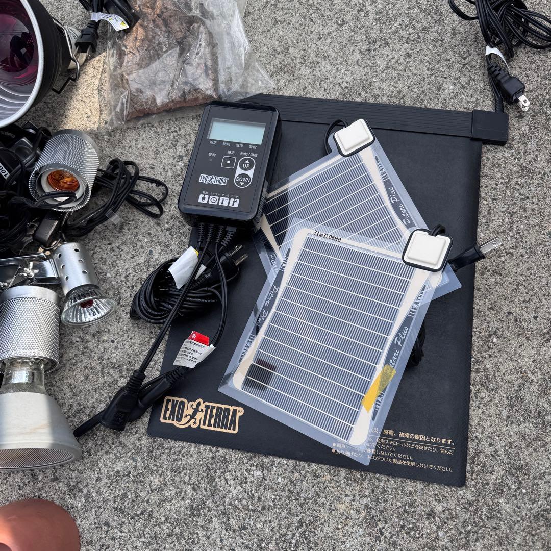 EXO TERRA 爬虫類用照明器具など