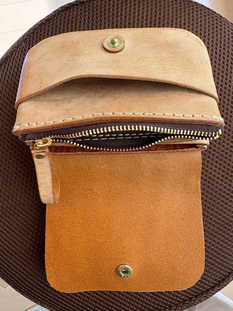 HERZ【アラスカ特別仕様】普段使いのトラベルウォレット(NSA-269)