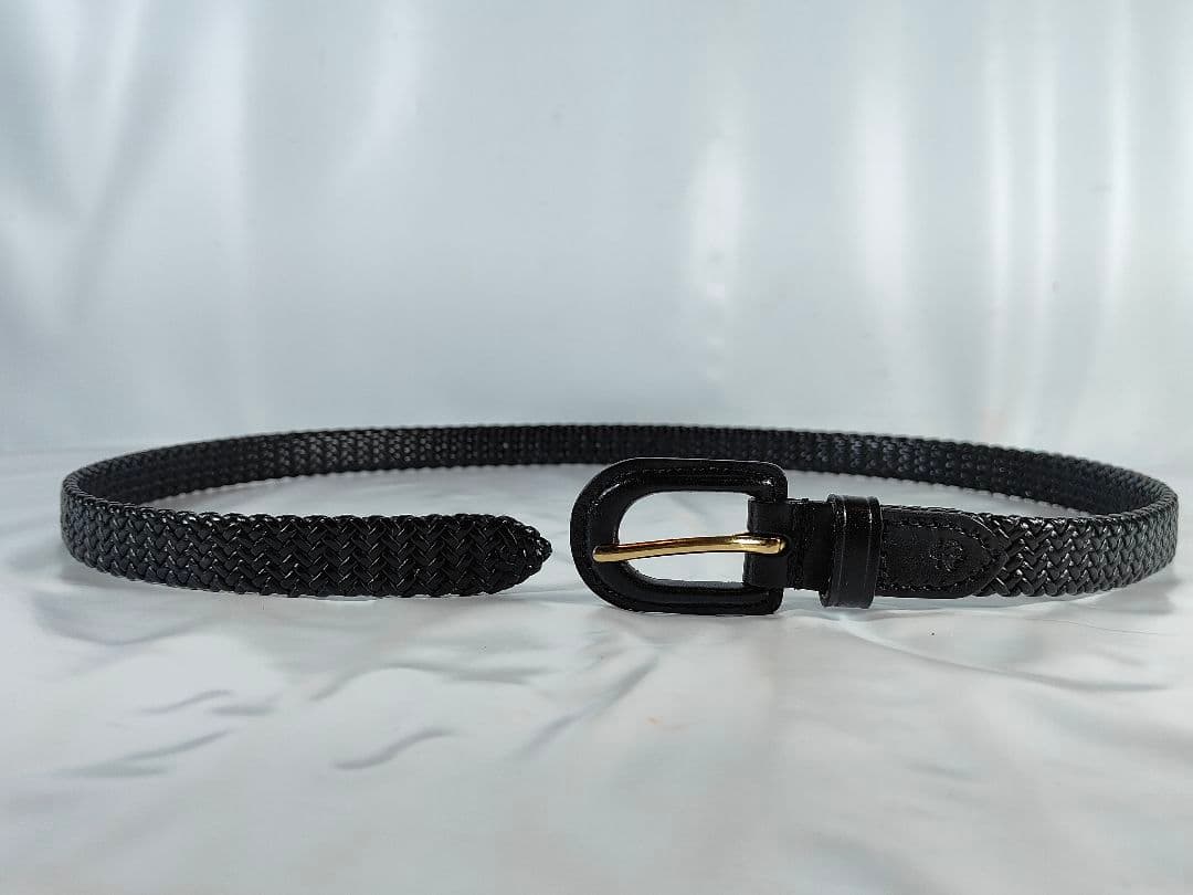 モコ　　　　　　　　　　　　　　　Brooks Brothers カナダ製